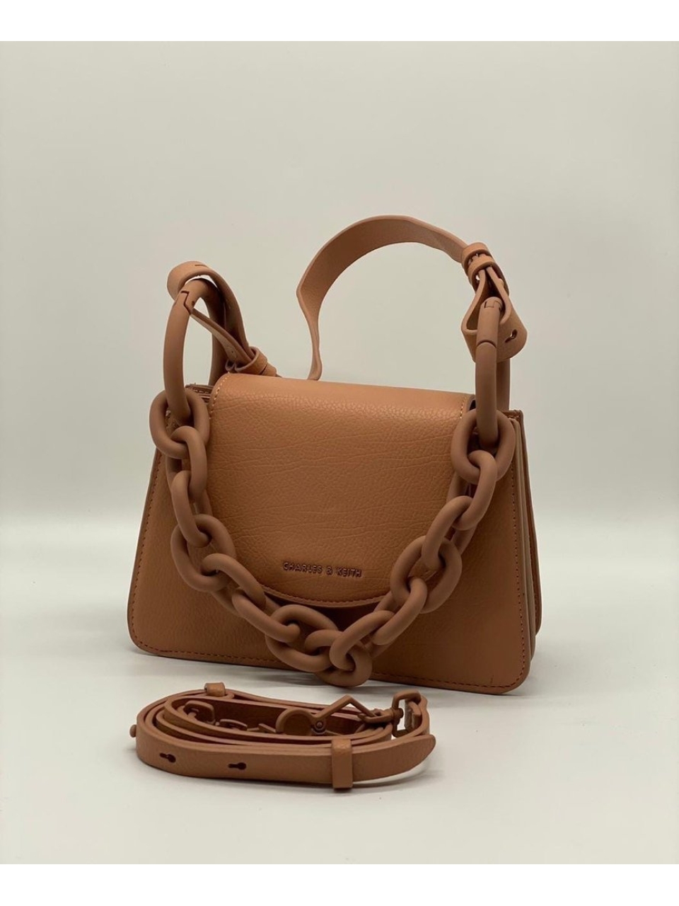 Сумка Charles & Keith 